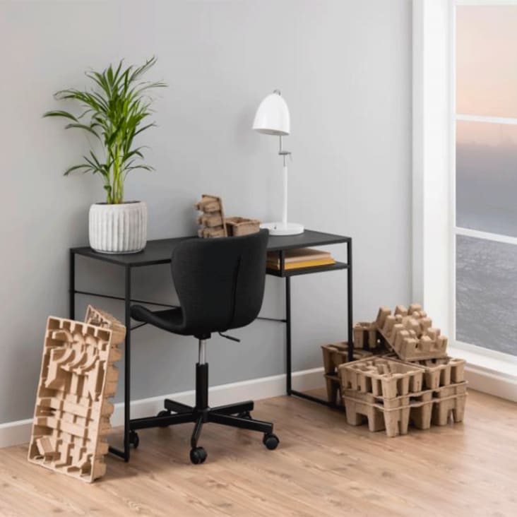 Bureau Moderne Avec Chaise De Table Et Tapis De Sol Concept D