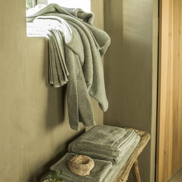 Gant de toilette en coton vert eucalyptus 16x21-ESSENTIEL cropped-2
