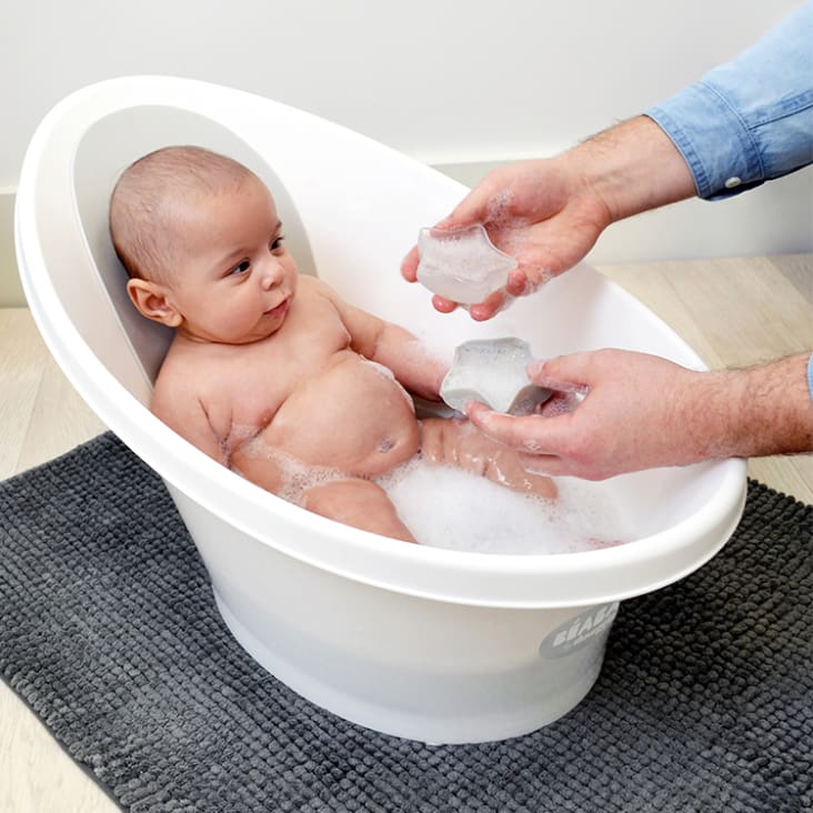 Babymoov Baignoire Gonflable Évolutive Aqua pour enfant : : Bébé  et Puériculture