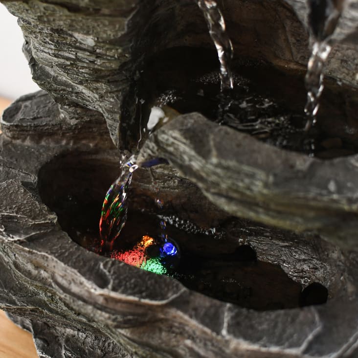 Fontaine Cascade nature Rochier en résine Gris et éclairage Led - H35  PIETRA
