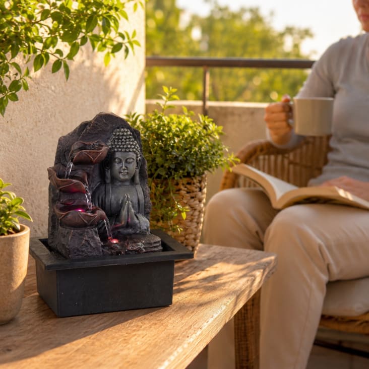 Fontaine D'Intérieur Zen Avec Bouddha Et LED - Cascade Eau Et Jardin | Décoration Apaisante Maison