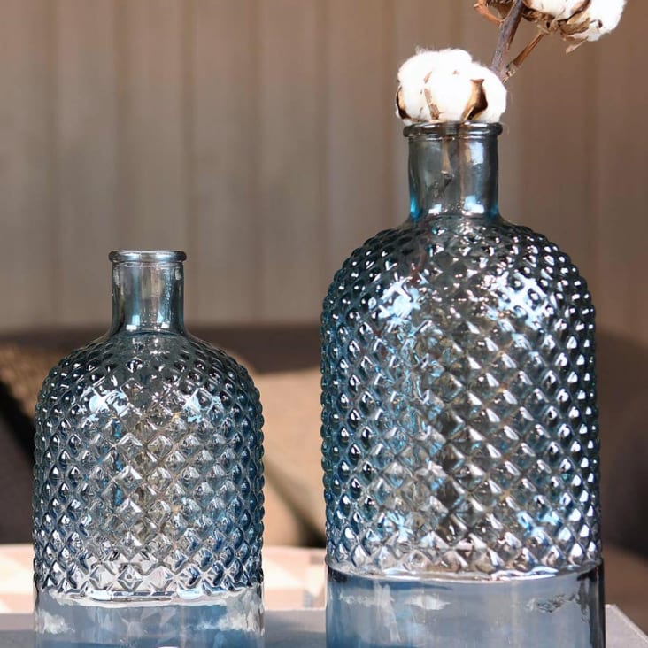Vase bouteille en verre recyclé  eucalyptus 22 cm-Diamond cropped-3