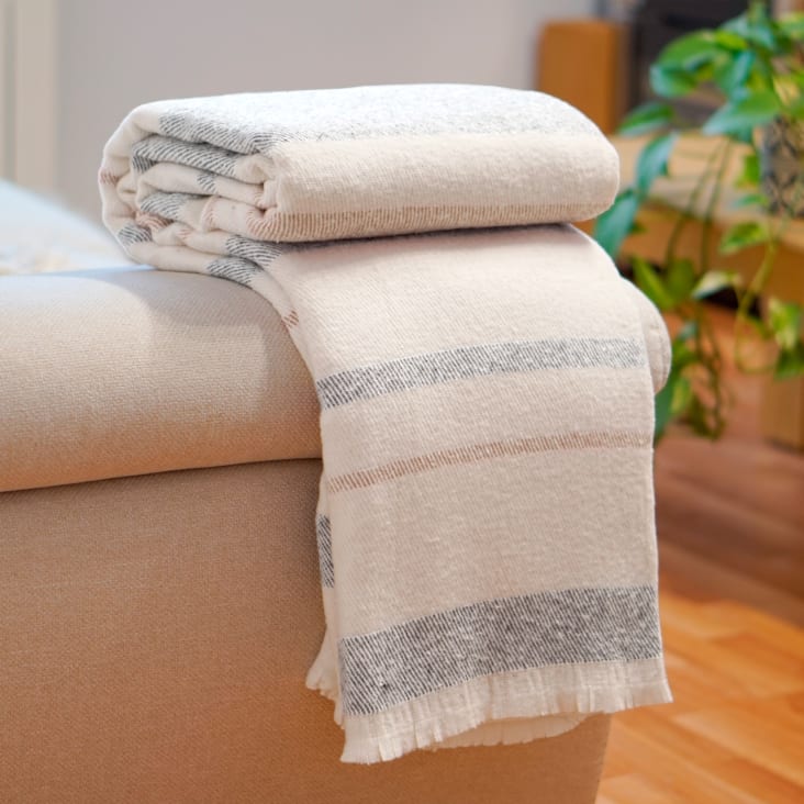 Mantas para sofá y plaids, ¡elige y compra online! - IKEA