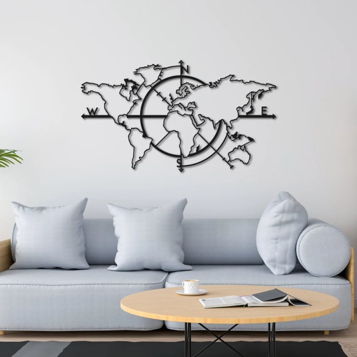 Déco murale carte du monde en métal noir 97x56 cm