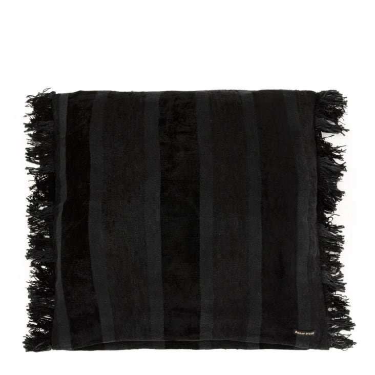Coussin en velours noir 60x60-OH MY GEE cropped-2
