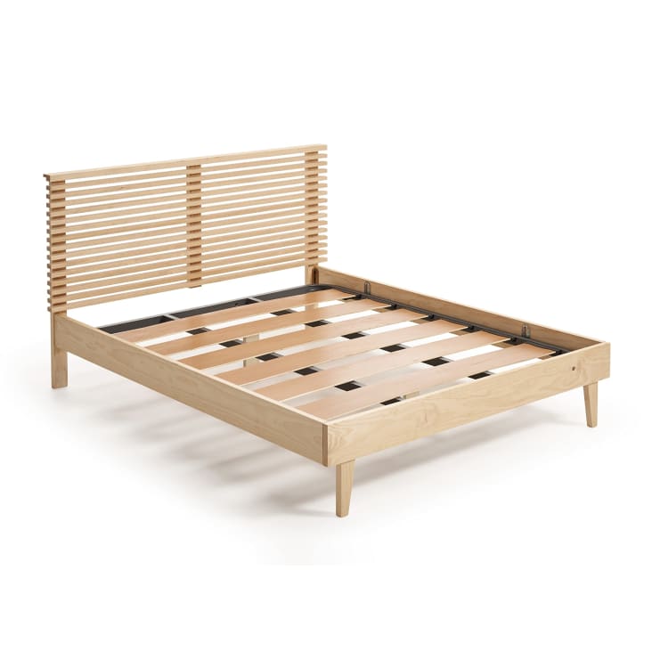 Cama de madera maciza, cabecero y somier, válido colchón x 190 cm DALLAS Maisons du Monde