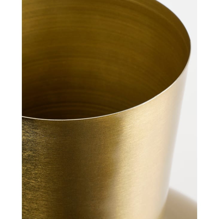 Vase en métal doré H42-Dara cropped-3