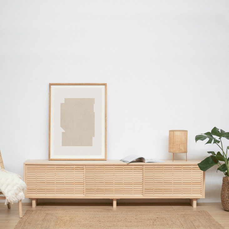 Mueble para televisión en madera natural