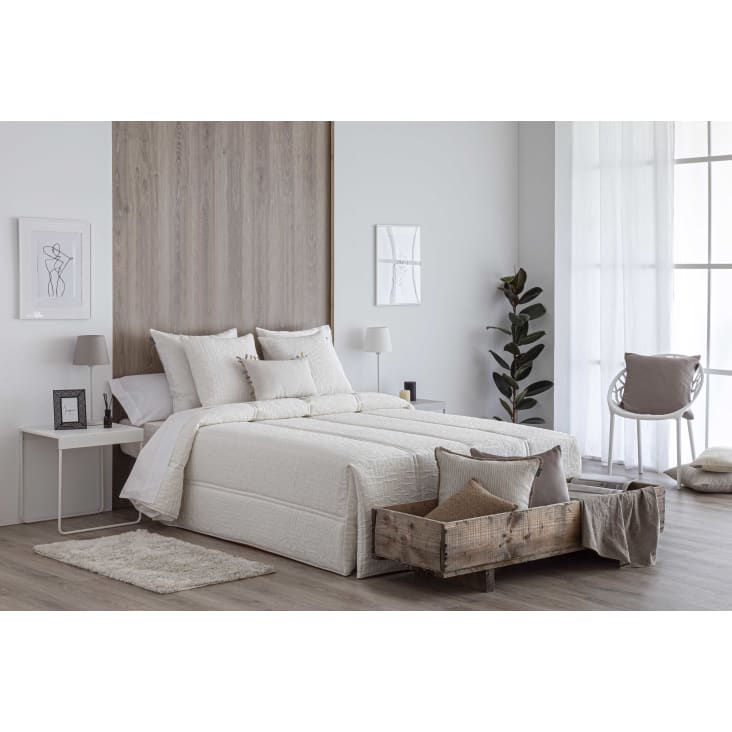 Edredón confort acolchado 200 gr geometrico blanco cm SAGUNTO | Maisons du Monde