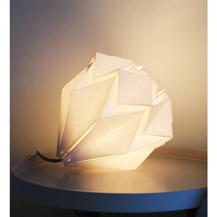 Luce portatile di carta en Origami HANAHI