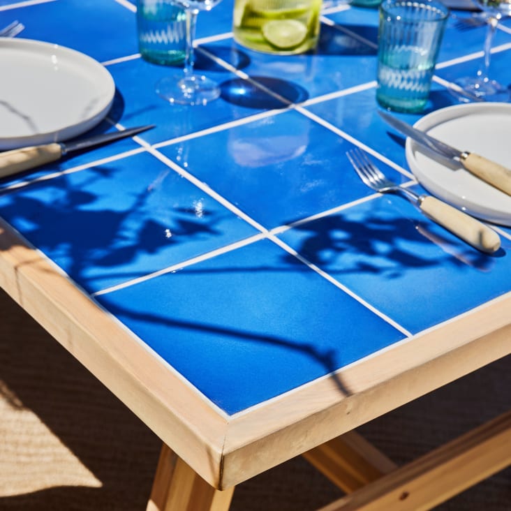 Set di tavolo in legno e ceramica blu e 6 sedie JAVA LIGHT & RIVIERA