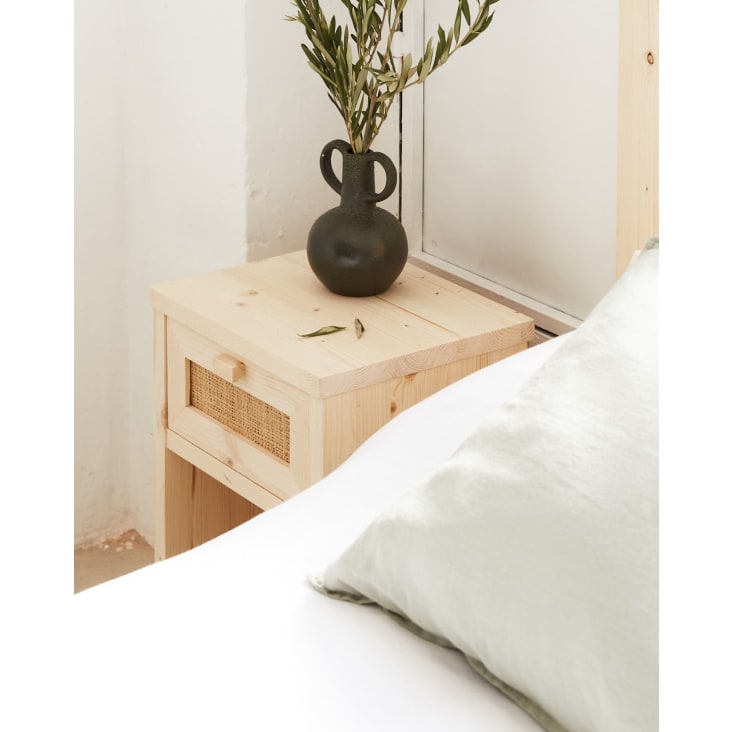 Comodino con cassetto in legno di colore naturale Marnie