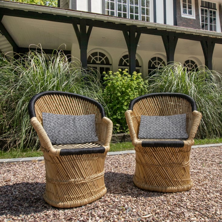 Lot de 2 fauteuils en bambou naturel et noir avec deux coussins