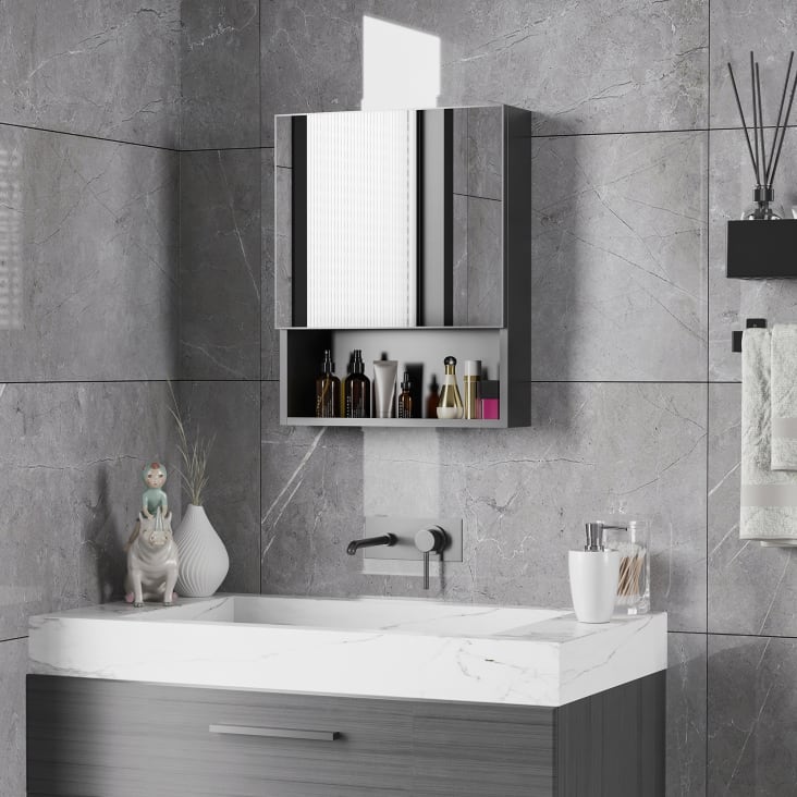 Pour votre miroir de salle de bains craquez pour l'applique murale noire   Décoration murale salle de bains, Lumiere salle de bain, Idée salle de bain