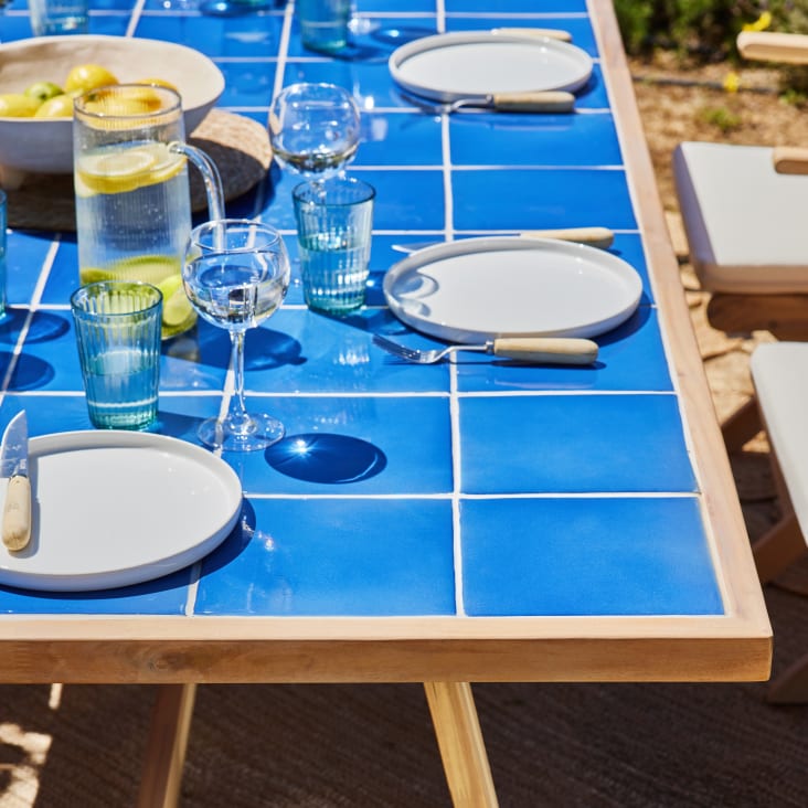 Beliani Table à manger en bois avec résine époxy bleue et pieds