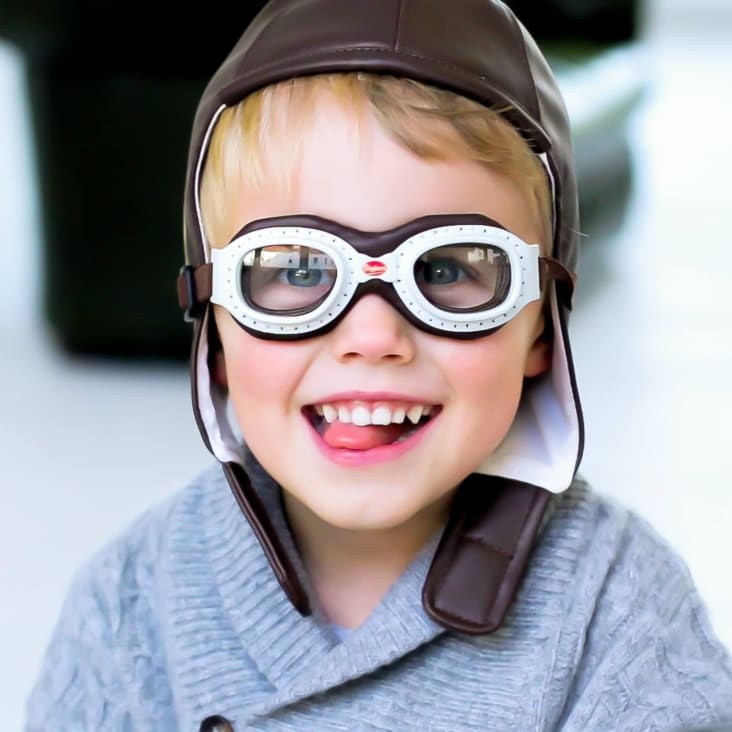 Set da piccolo pilota - Cappello e occhiali stile aviatore