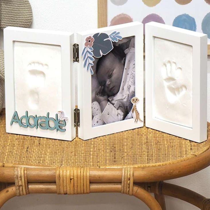 3 cadres photo et empreintes bébé