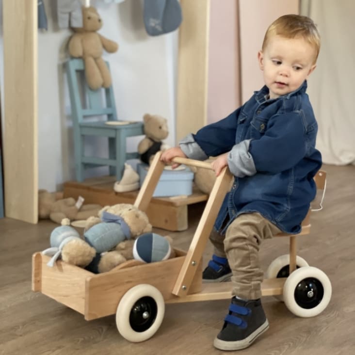 Porteur bébé avec chariot à pousser en bois fabriqué en Europe