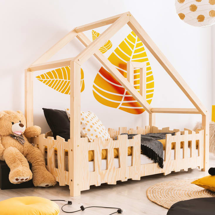 Capucine le meuble de rangement Montessori en bois pour enfant