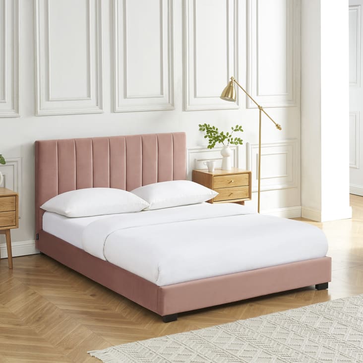 Lit coffre 140x190cm en velours rose blush avec tête de lit + sommier à  lattes - ava - Conforama