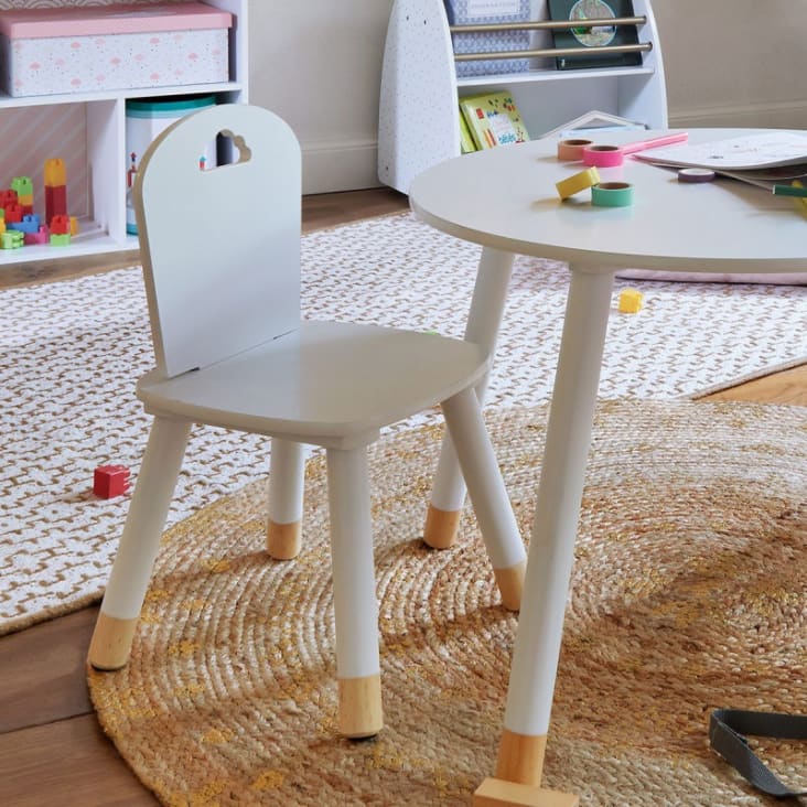 Silla infantil Maison Atmosphera  Buscas muebles infantiles que luzcan tan  bien como el resto de tu mobiliario? Descubre esta silla Atmosphera para  niños Maison.La suavidad del estilo escandinavoLa estructura de pino