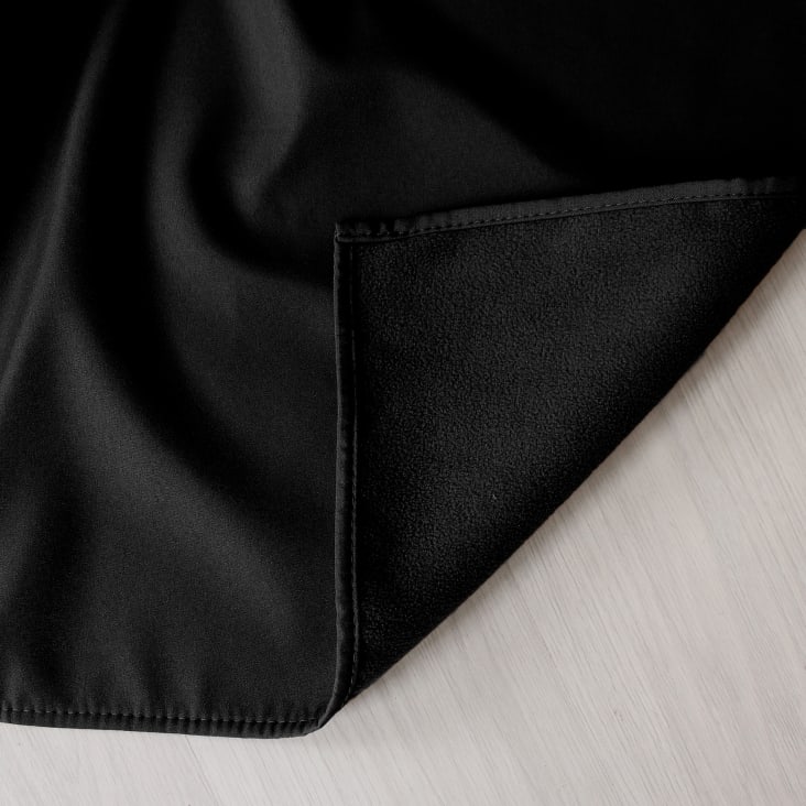 Rideau thermique en microfibre doublée polyester noir 135x240 cm cropped-4