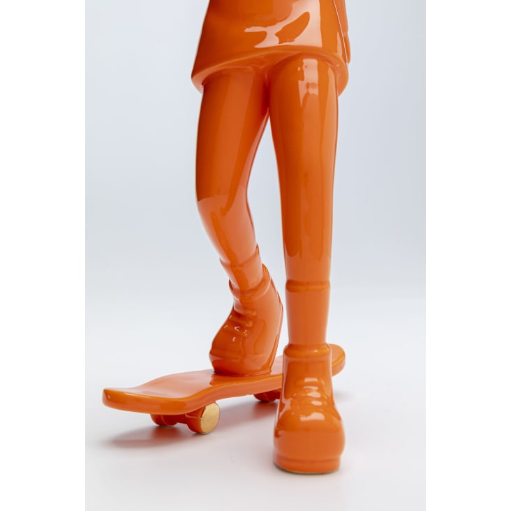 Estatuilla astronauta patinador de cerámica esmaltada naranja 33cm cropped-3