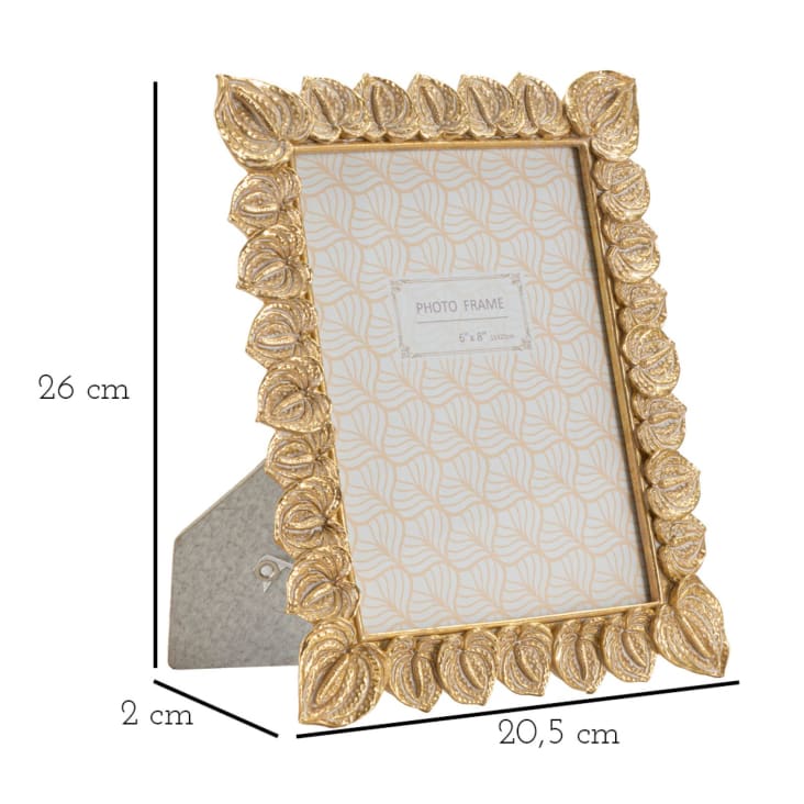 Cadre en résine dorée avec palmier 25x2,8x21 cm Flamingo | Maisons du Monde Cadre en résine dorée avec palmier 25x2,8x21 cm Flamingo | Maisons du Monde