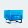 Sillón con asiento de TPU azul Cristal y estructura de aluminio