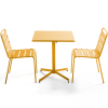 Set aus quadratischem Tisch mit neigbarer Platte mit 2 Stühlen GELB