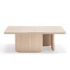 Table basse carrée en bois clair