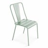 Stuhl aus grünem Salbeimetall