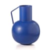 Vase bleu en métal