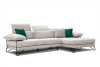 Canapé d'angle droit 4 places en tissu beige foncé avec coussins déco