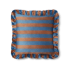 Cuscino in velluto stampato con balza plissettata, blu e marrone