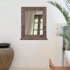 Espejo de pared de madera maciza con balda en tonos oscuros 48x58cm