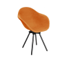 Fauteuil en plastique recyclé orange, pied en acier revalorisé