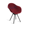 Fauteuil en plastique recyclé bordeaux, pied en acier revalorisé