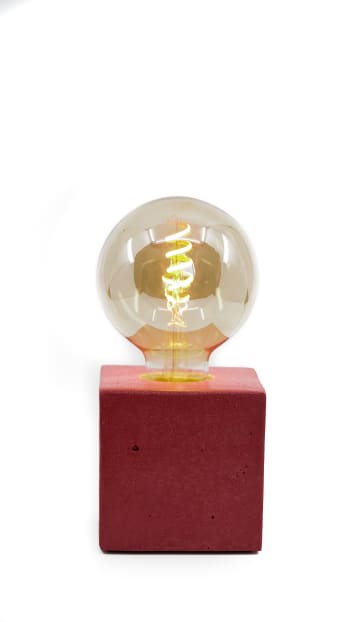 CUBE - Lampe cube en béton rouge fabrication artisanale