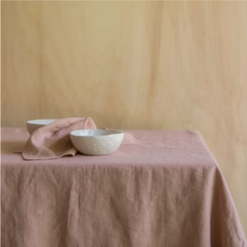 Les essentiels - Nappe en lin lavé rose 175x300