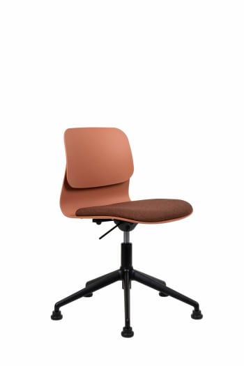 Chaise de bureau design terracottta pivotante sur roulettes