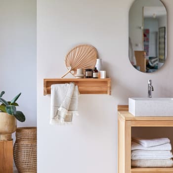 Soporte de suelo para baño con portarrollos y escobilla de baño en blanco y  bambú