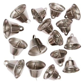 CLOCHES - 16 petites cloches en métal argenté