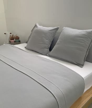 GREY - Sábana de punto 100% algodón gris para cama de 180 cm con almohadas
