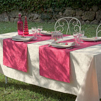 Nappe de table damassée beige Prestige 150x250 cm. Réf. 130