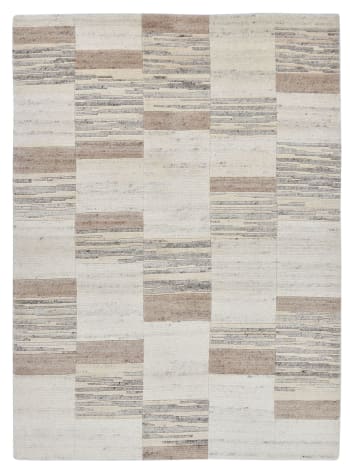 SAFAVIEH Marbella Collection Area Rug - 5' x 8', Red, Handmade Wool & Viscose, Ideal for High Traffic Areas in Living Room, Bedroom (MRB721C