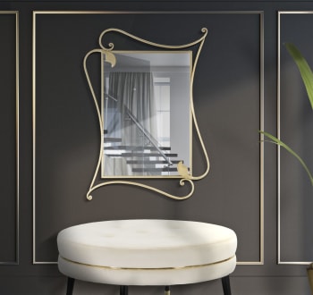 PETAL - Specchio da parete con cornice sinuosa in metallo dorato cm 80x4x110