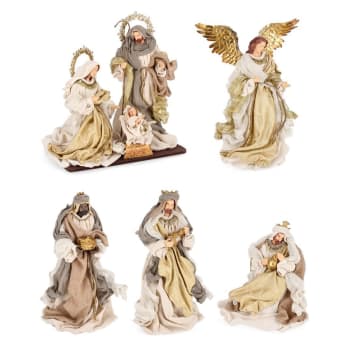 Natività con 3 Re magi e angelo con vestiti in tessuto color oro