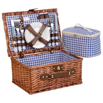 Cestino di picnic fotografia stock. Immagine di colore - 11339844
