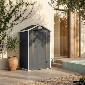 Capanno Da Giardino In Legno Outsunny - 91x69x192cm, 2 Finestre, Ripiani Regolabili, Tetto Spiovente, Grigio Chiaro